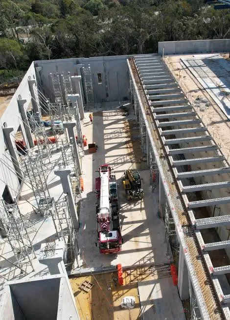 Commercial & Industrial Construction Commercial & Industrial Construction